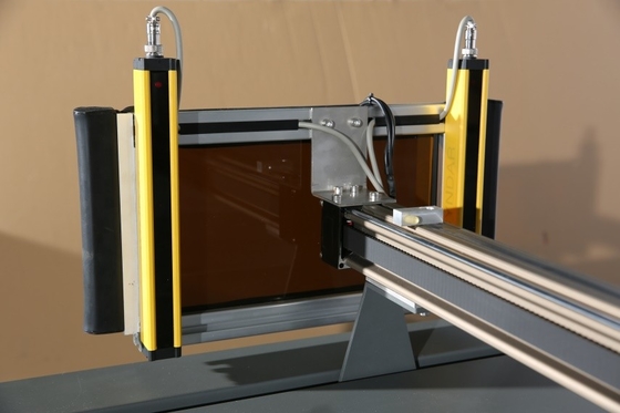 Dot Type Electronic Adhesive Gluer for 24h Working Time in Industrial Applications