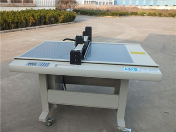 Échantillon de traceur de coupeur de film de carton faisant l'impression couleur automatisée par Digital de machine