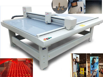 Carton acrylique de gravure cannelant la région de coupe efficace de machine 3000mm*1600mm